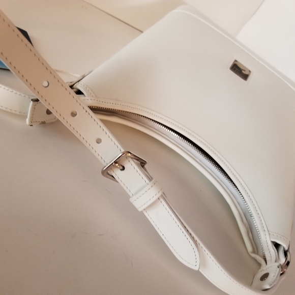 NWT Dooney Bourke "Tony" Shoulder Bag - Picture 8 of 8